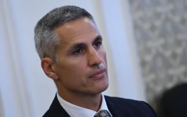 Първа ключова среща на Андрей Гюров с ЦИК преди изборите на 19 април