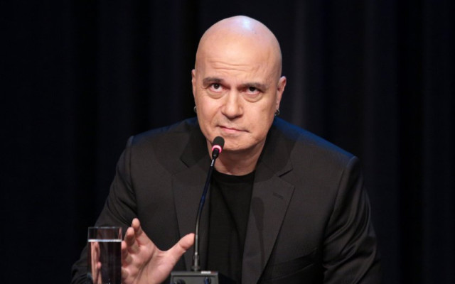 Слави Трифонов: Изхвърлете Стоил Цицелков като мръсен парцал