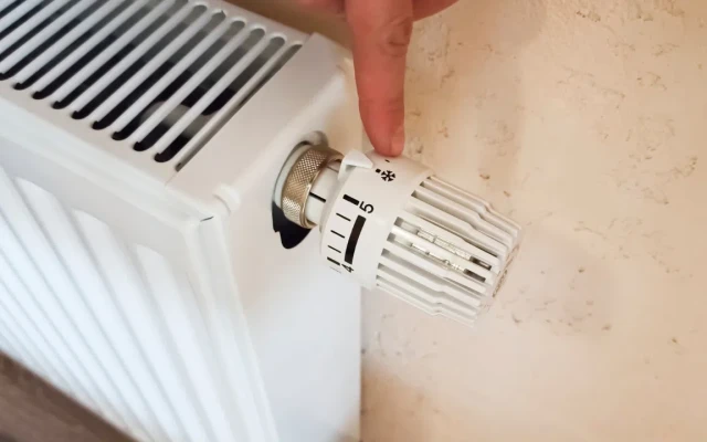 Наредба ще определя енергийно бедните, които имат право на помощи