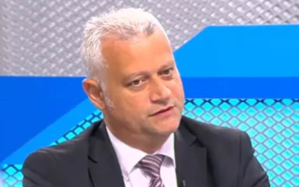 Министър Дечев: Прокуратурата тръгва в паническа атака срещу мен!