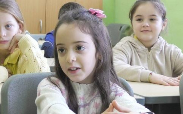 7-годишната Невена прочете 280 книги за 6 месеца