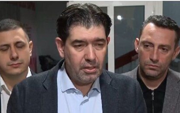 БСП-София иска оставките на Нейнски и Запрянов, зове за КСНС