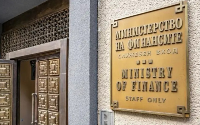 Външният дълг се е увеличил със 7.2 млрд. евро през 2025 г., съобщи служебният финансов министър