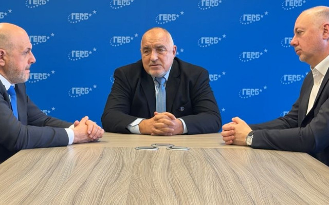 Бойко Борисов похвали министрите от кабинета „Желязков“