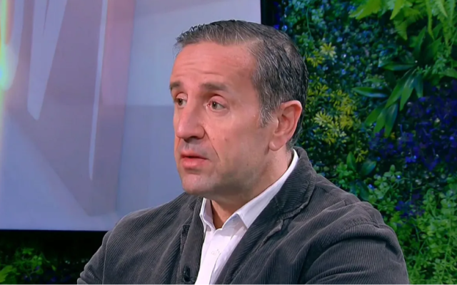 Георги Харизанов обясни как групи за „печени чушки“ изведнъж стават политически