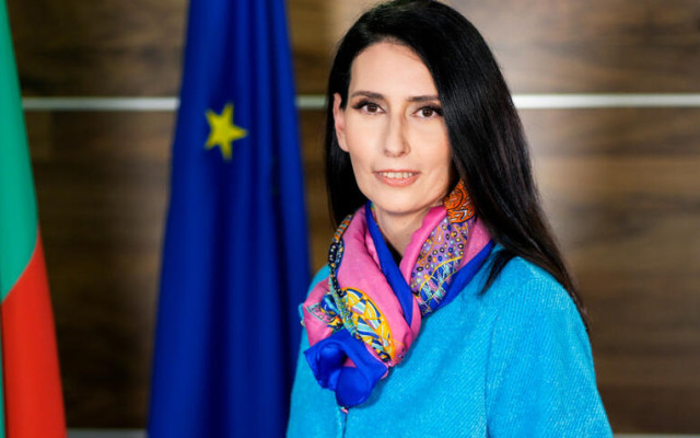 Още един служебен министър хвърли оставка