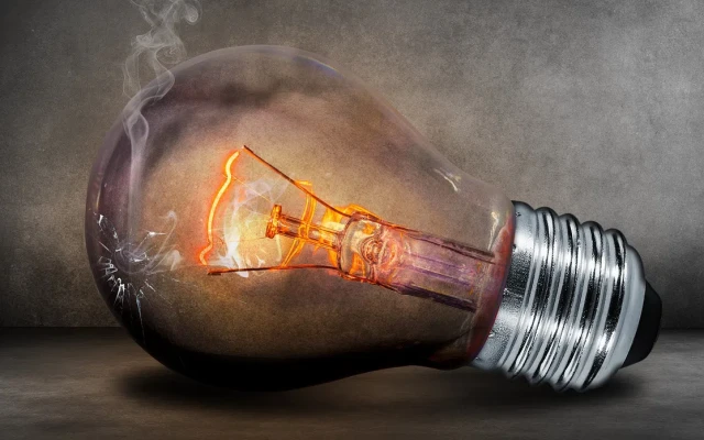 Заради високите сметки за ток: Все още се очакват резултатите от проверките на КЗП