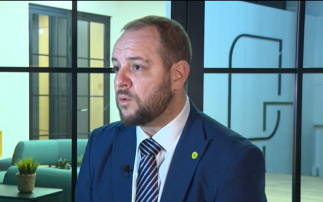 Сандов се отказва от изборите и цитира Калушев