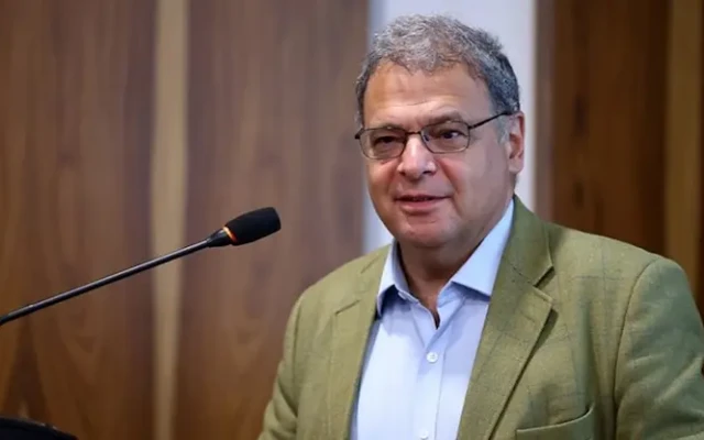 Синдикати: Хронични болести повалят половината ни учители заради постоянен стрес