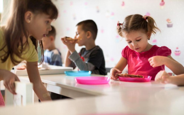 14 830 са свободните места в ясли и детски градини в София