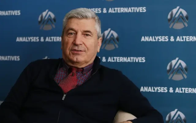 Илиян Василев: Делян Пеевски повярва, че седи до Господ