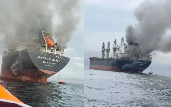 Три кораба са ударени от неизвестни снаряди в Ормузкия проток