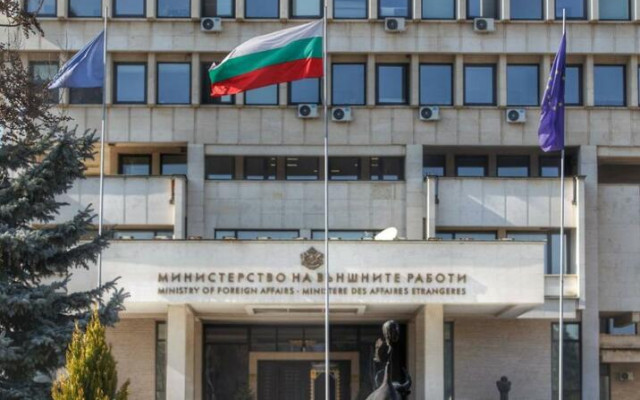 МВнР призова българите незабавно да напуснат Ливан