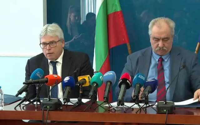 Владимир Афенлиев: Болници са купували едно и също лекарство със 100 000 лева разлика в цената