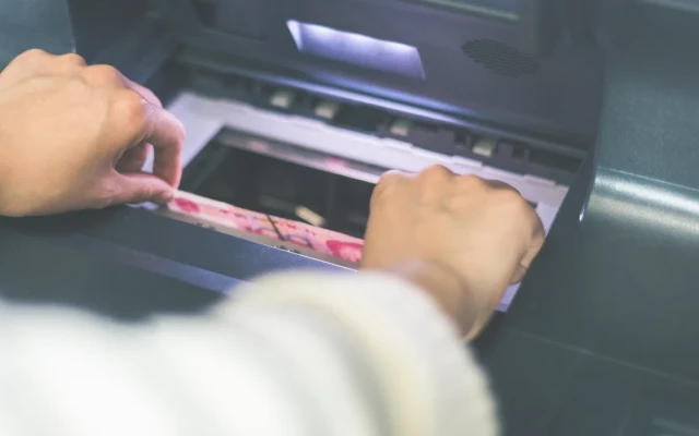 Спестяванията на домакинствата в еврозоната намаляват