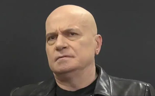 Слави скочи на Явор Божанков