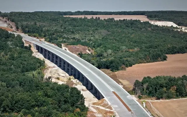 Пускат строежа на участък 6 от "Хемус"