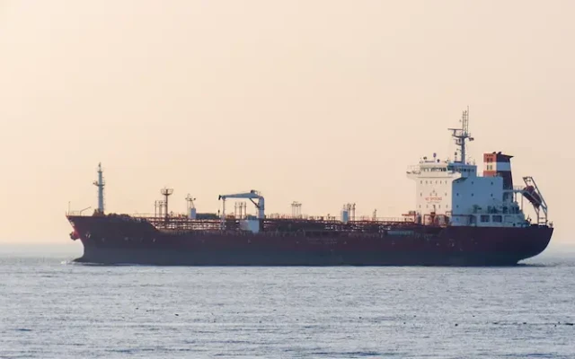 Цените на петрола се сринаха