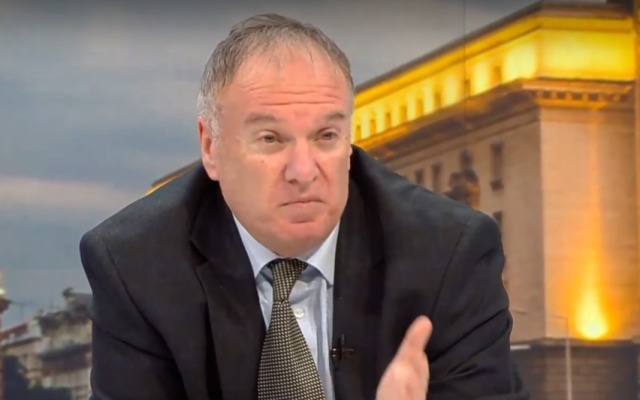 Проф. Владимир Чуков:  Ормузкият проток няма да бъде отворен скоро