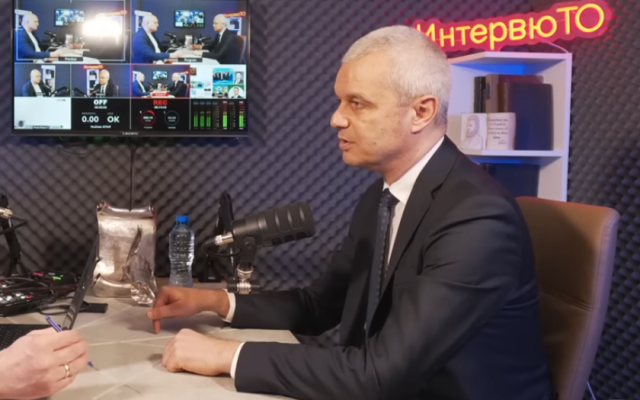 Костадинов хвърли бомба: Може да направят опит за атентат срещу Радев