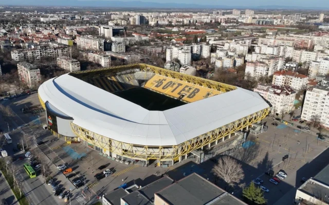 Ботев вдигна двойно цената на паркинг билетите за дербито