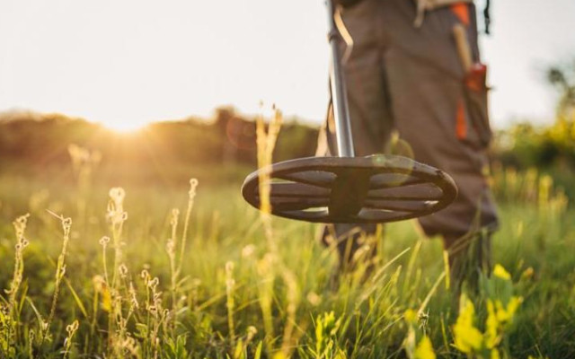 Хванат в крачка: Спипаха иманяр в Кюстендилско