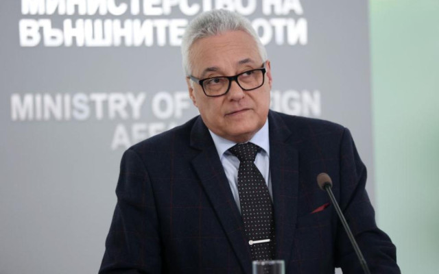 МВнР: Над България не летят военни самолети, няма основание за опасения