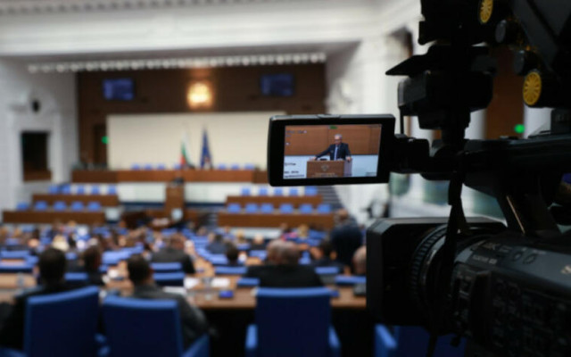 Буря в НС: Нотата на Иран и споразумението с Украйна скараха депутатите (ОБЗОР)