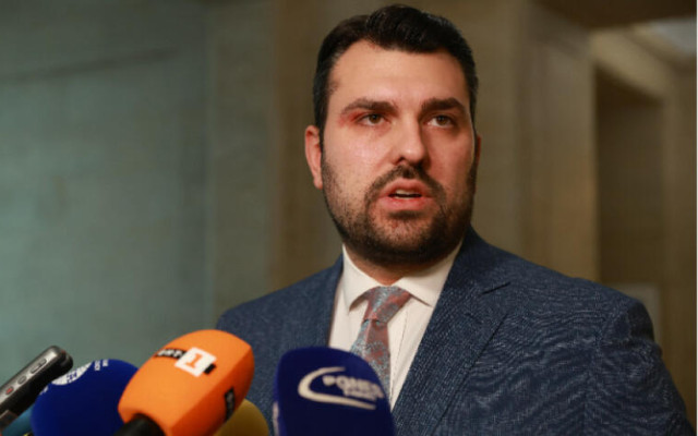 Георг Георгиев: Служебният кабинет въвлече Украйна в заблуда