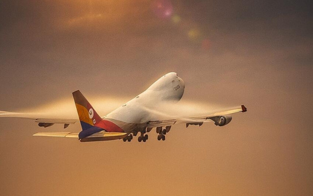 По-малко полети и по-високи цени? Европа зажадня за самолетно гориво заради войната в Иран