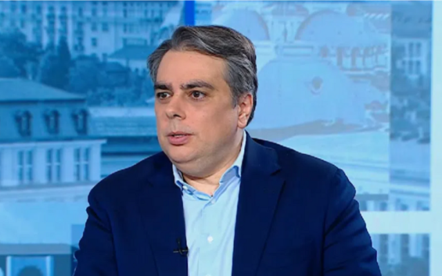 Асен Василев: Това, което ни предлага Румен Радев, е алтернативата, която Орбан предложи в Унгария