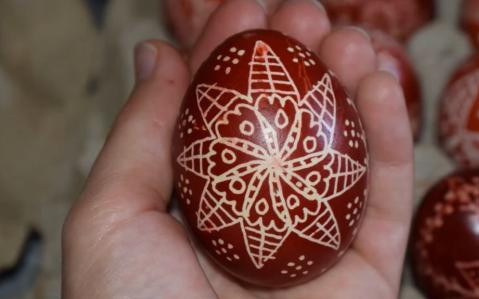 Писани яйца: Стара традиция, която превръща великденските яйца в изкуство
