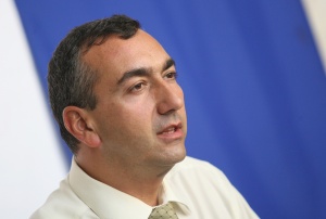 8–13% избирателна активност към 11.00 ч.