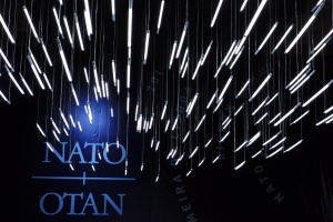 Либия иска НАТО да остане още месец