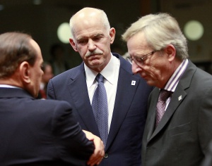 Еврозоната и банките кредитори стигнаха до изстрадано споразумение за гръцкия дълг