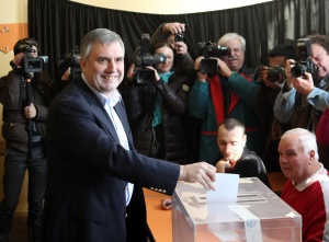 Калфин: Гласувайте, за да не „гласува“ МВР