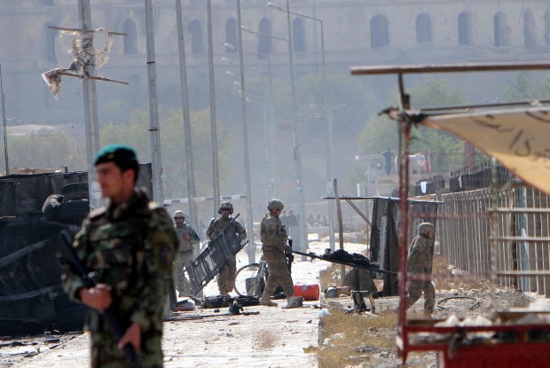 Жертвите на НАТО в Кабул достигнаха 13