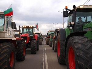 150 трактора на протест в Пловдив