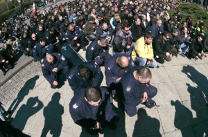 Полицаите се скараха за протеста