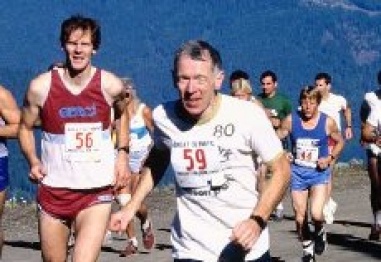 Как един мъж на 70 бяга в маратони и се бори с рака