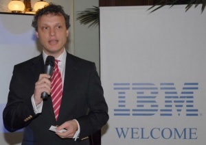 Социалното министерство ще си сътрудничи с IBM