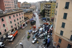Берлускони вини строители за щетите от наводненията