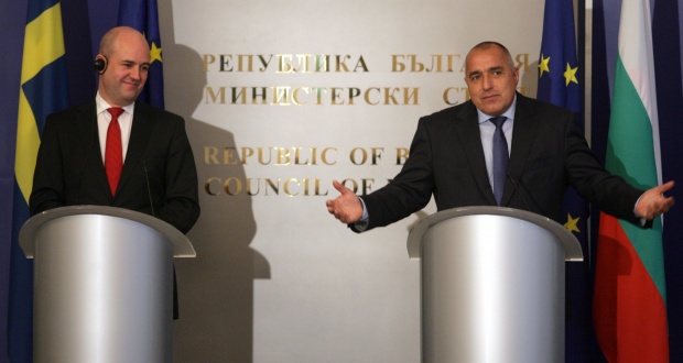 Борисов обясни на Швеция отлагането на сделката за изстребителите