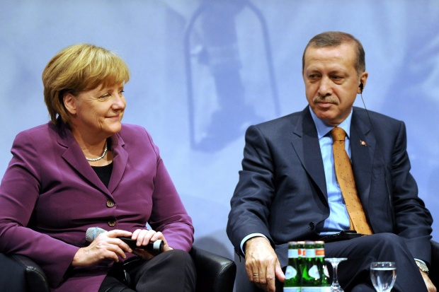 Меркел: Аз съм канцлер на всички турци в Германия