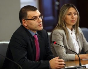 Дянков печели спора за пенсионната възраст