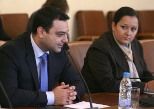 БДЖ губи 25 влака, ако не си плати дълговете