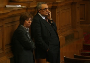 Костов иска обяснения от Бойко