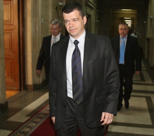 170 агенти напускат ДАНС