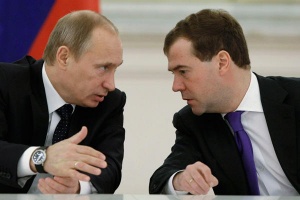 Путин ще прави Медведев премиер