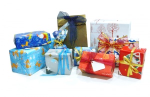 Средно по 249 лв. ще дадат за подаръци българите